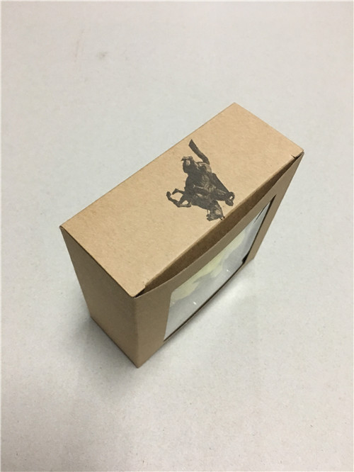 牛皮扣底纸盒 牛皮扣底纸盒